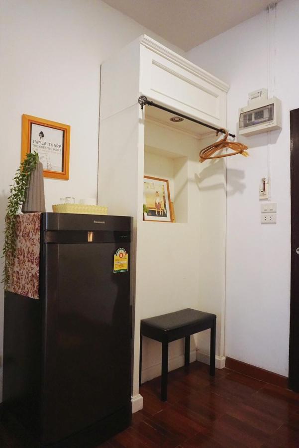 Manee Guesthouse And Record บ้านมานี Чиангмай Экстерьер фото